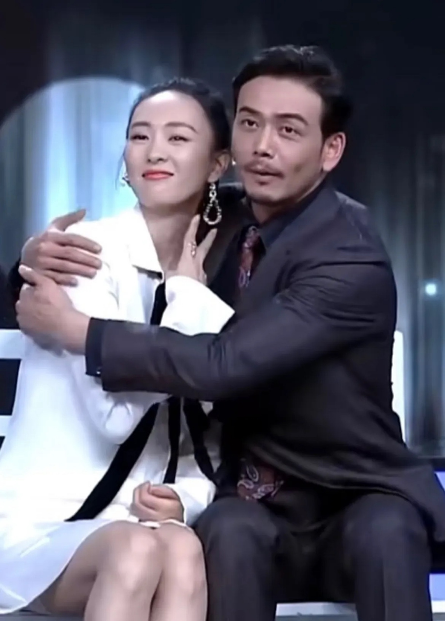 反应真实,两人是大学同学,童瑶曾表示不喜欢杨烁,但两人在拍戏中合作