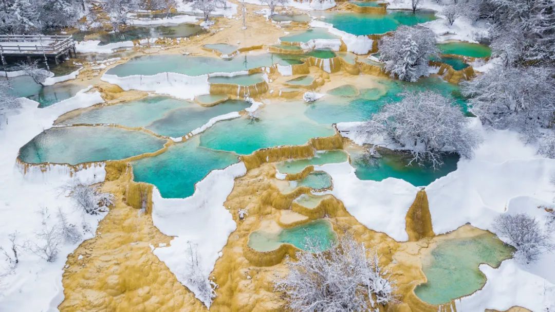 黄龙景区冬天景色图片