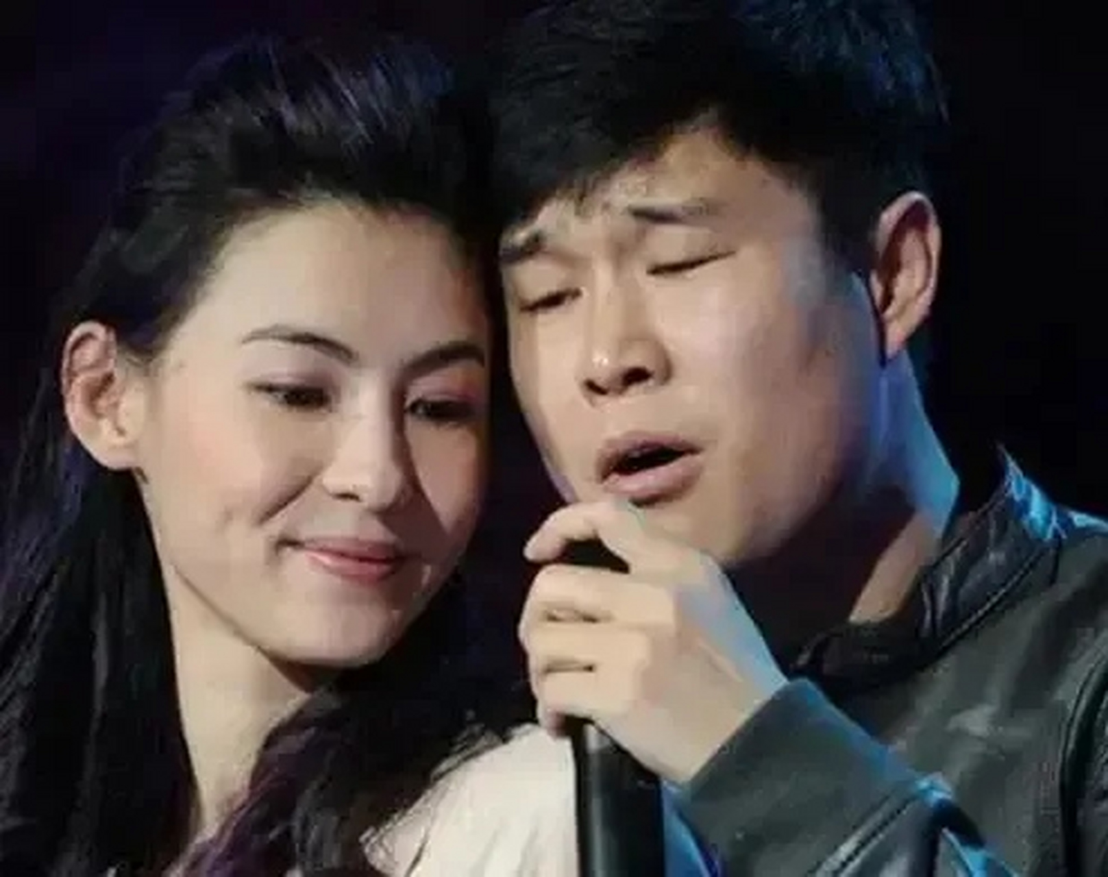 可下台张柏芝对小沈阳却表达万分感谢! 张柏芝是因为与小沈阳合