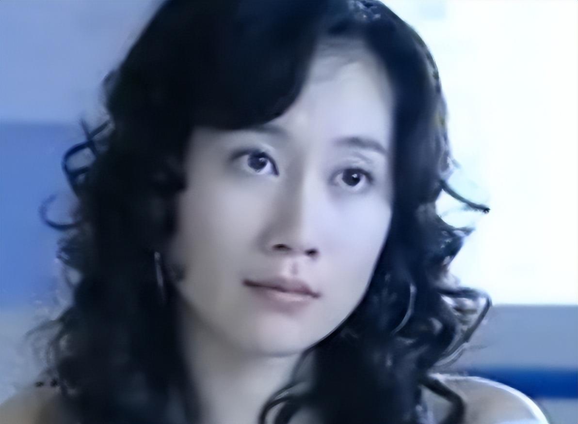 有一种长相叫"刻薄脸",这5位女星不好惹,连熊孩子都不敢得罪