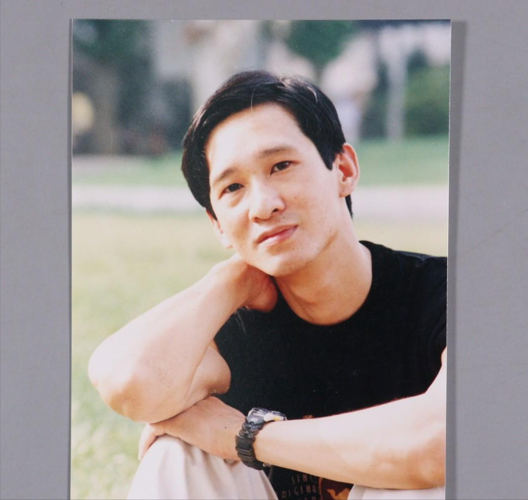 老戏骨王劲松怎么了不许粉丝用自己头像被网友质疑后删号