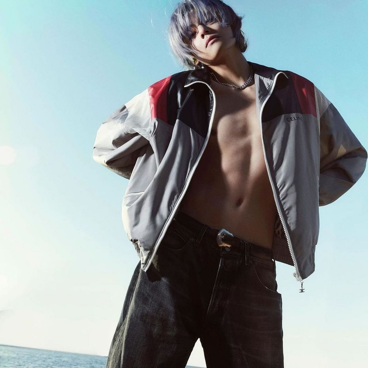 一眼万年金泰亨 被第一张惊艳 #最靓头像壁纸征集赛