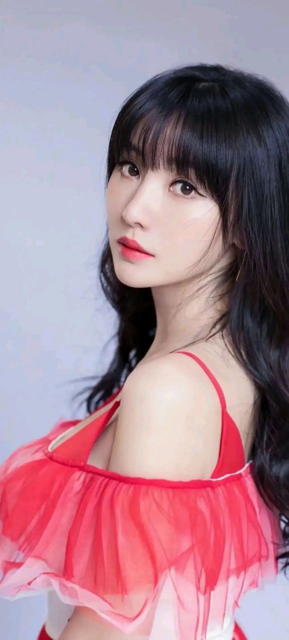 柳岩的圣诞装写真,柳岩身着圣诞装,仿佛一位从童话故事中走出来的精灵