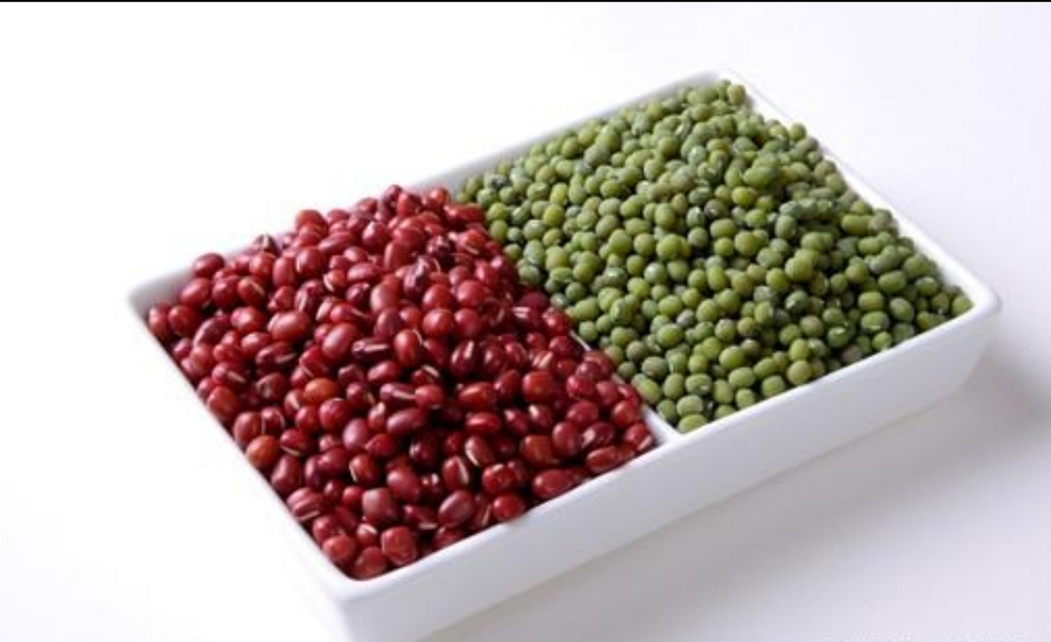 而绿豆虽然同样是一种豆子,却因为其与王八的搭配,被赋予了贬义的含义