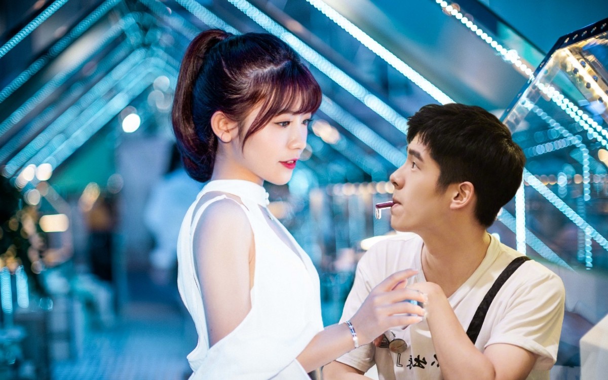 《告白》- 沈以诚深情演唱,引领粉丝期待的浪漫告白之旅!