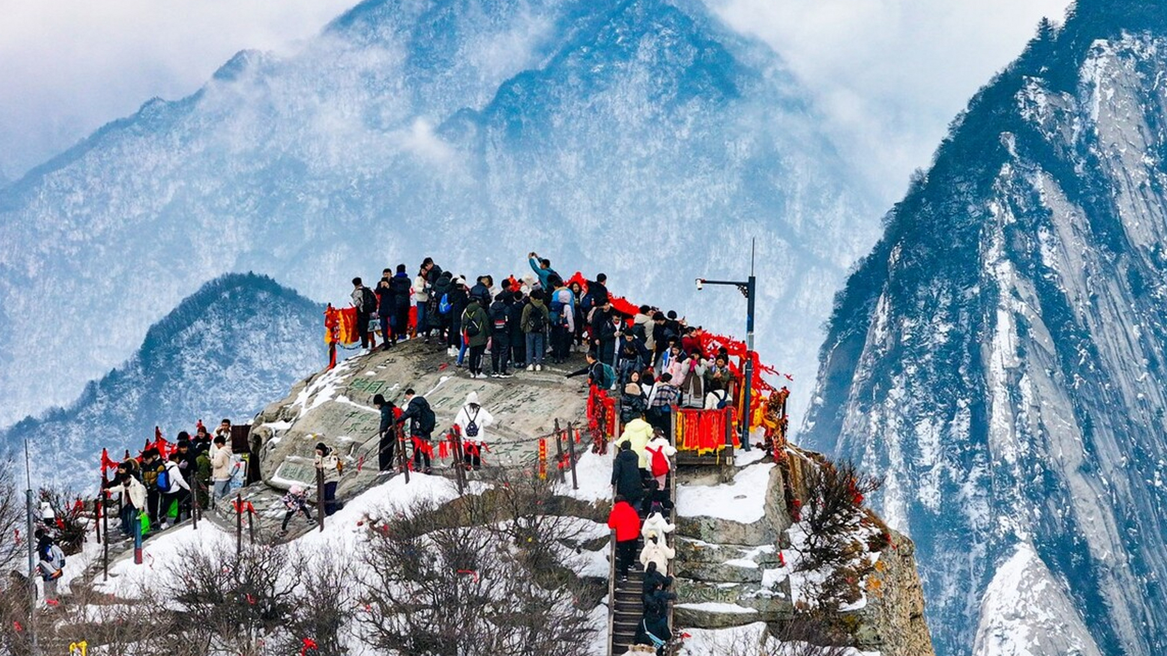 华山封闭的景区图片