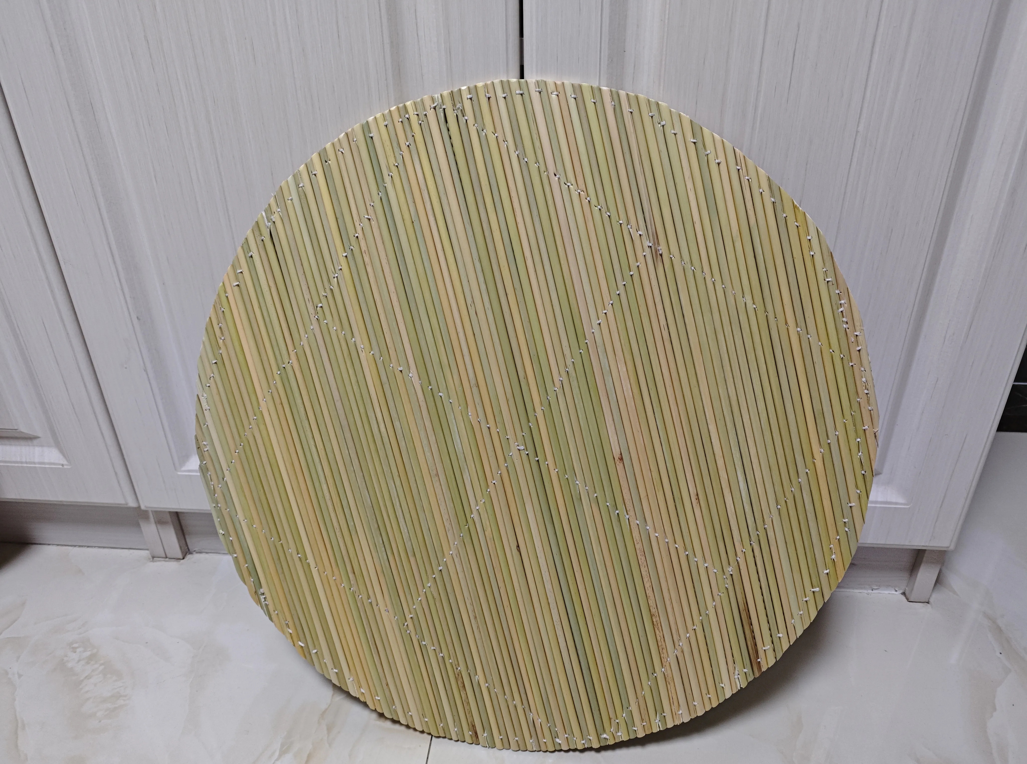 一直想买一个包饺子的时候放饺子的盖帘,可是去超市看看,要么是塑料的