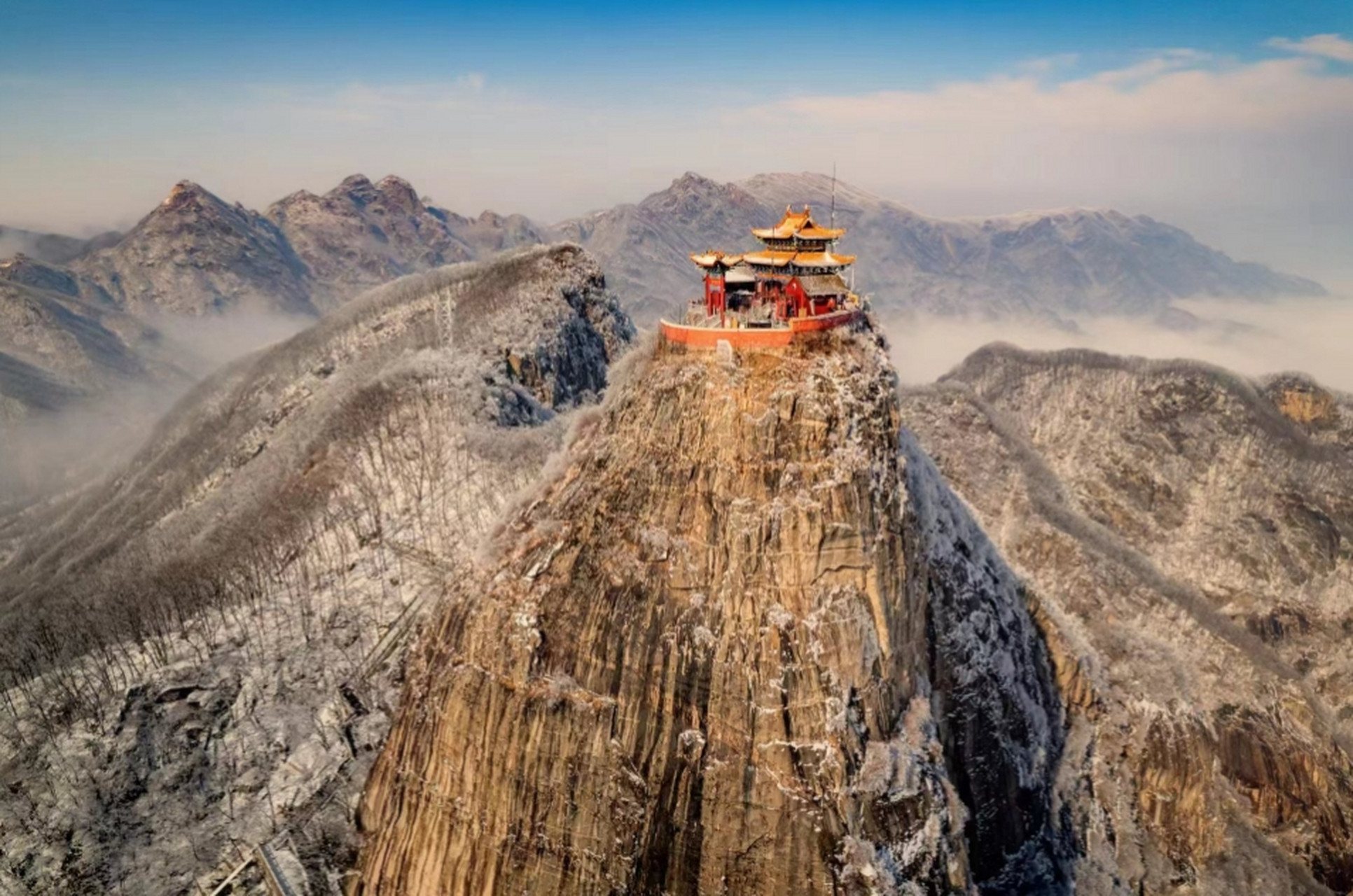 南阳五朵山风景区图片