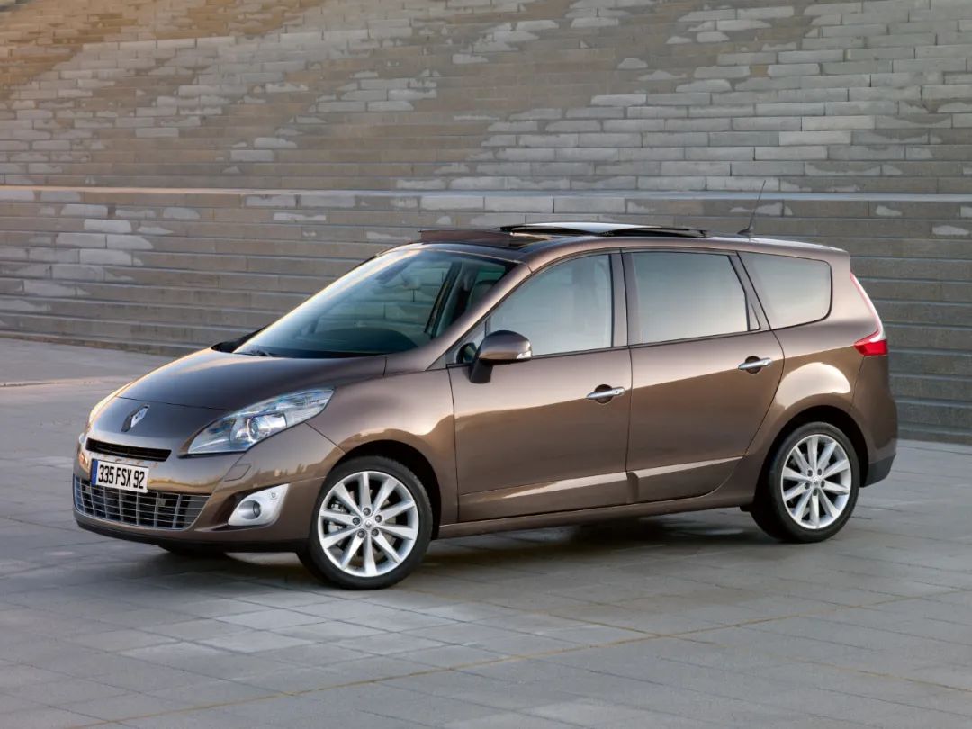 法式mpv,但不是雪铁龙 丨 10年前的雷诺风景/renault scénic iii