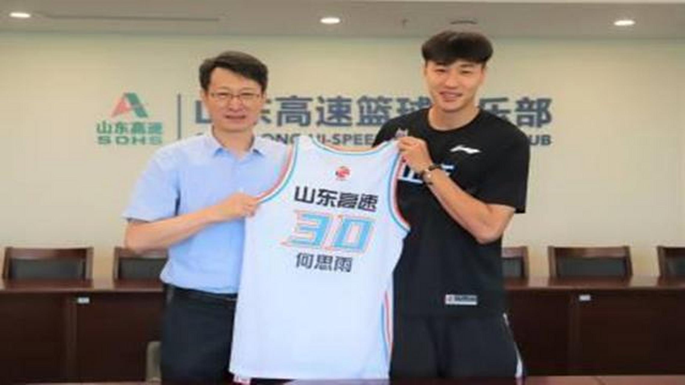 丁伟有望接任,巩晓彬回归?山东男篮需团结,冲刺前四强!