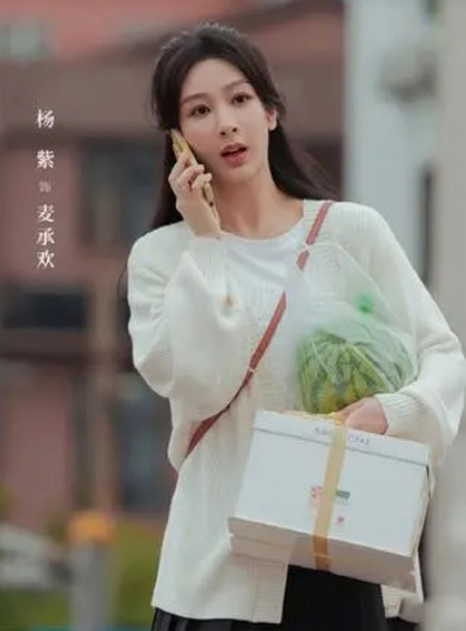 《承欢记》,期待中  电视剧《承欢记》取材自亦舒的同名小说,将镜头
