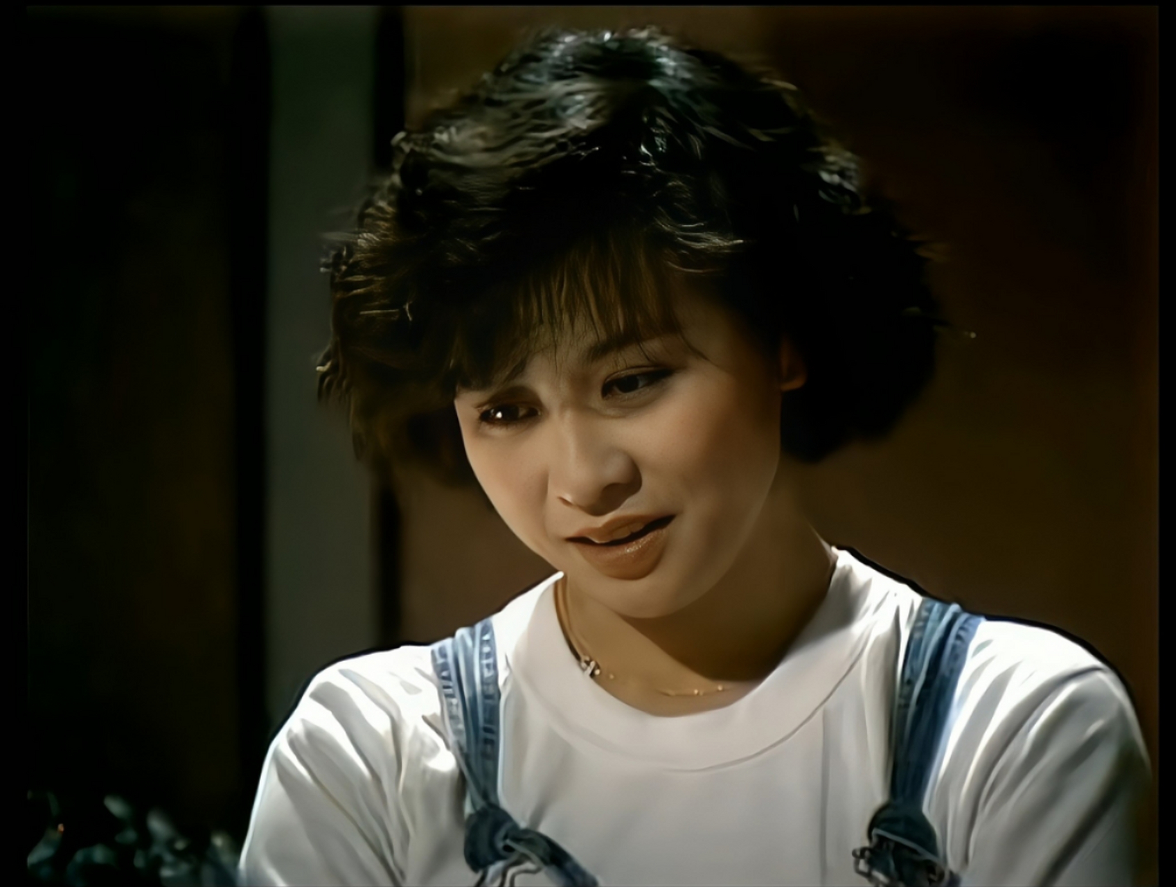 《义不容情》这一幕也许是刘嘉玲从影以来最女人最暖的天伦之乐.