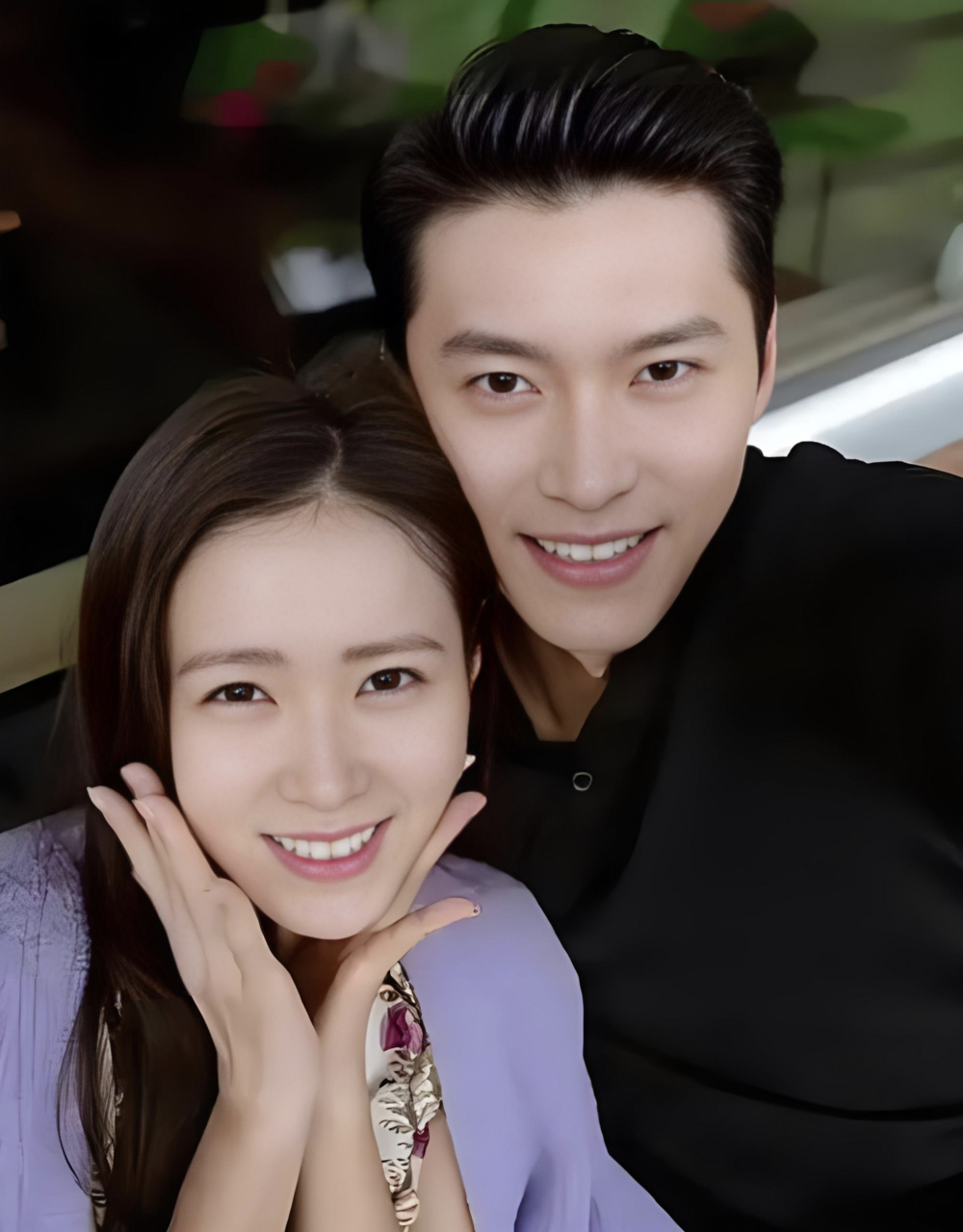 在这个星光璀璨的夜晚,让我们用玄彬和孙艺珍的甜蜜头像,点亮你的