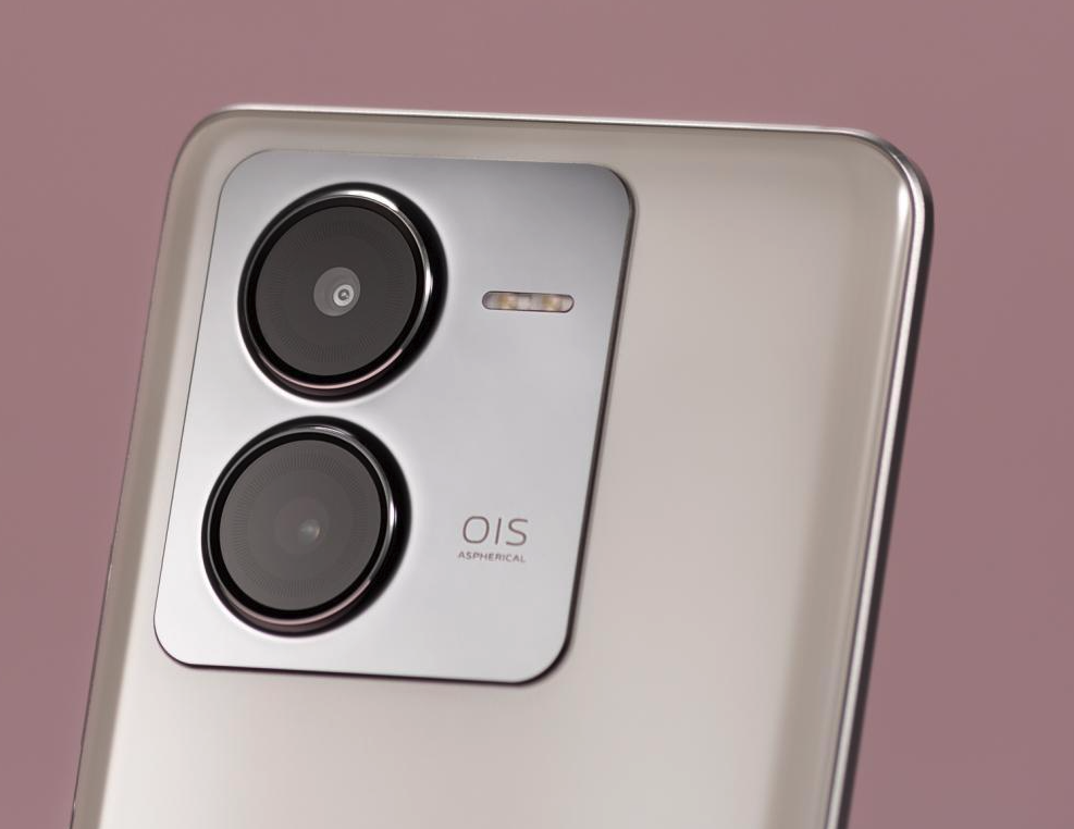 12gb 256gb 120w ois光学防抖,4nm高性能手机,突降到1556元