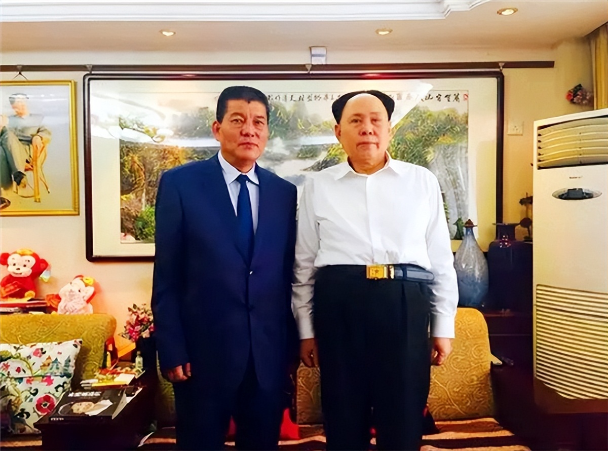 回顾演员彭江:一生饰演三位伟人,都演得极为逼真,69岁不幸病逝