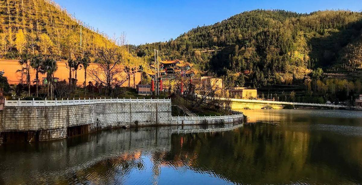 贵州盘州妥乐村,被誉为"金色天堂",去的游客却不多