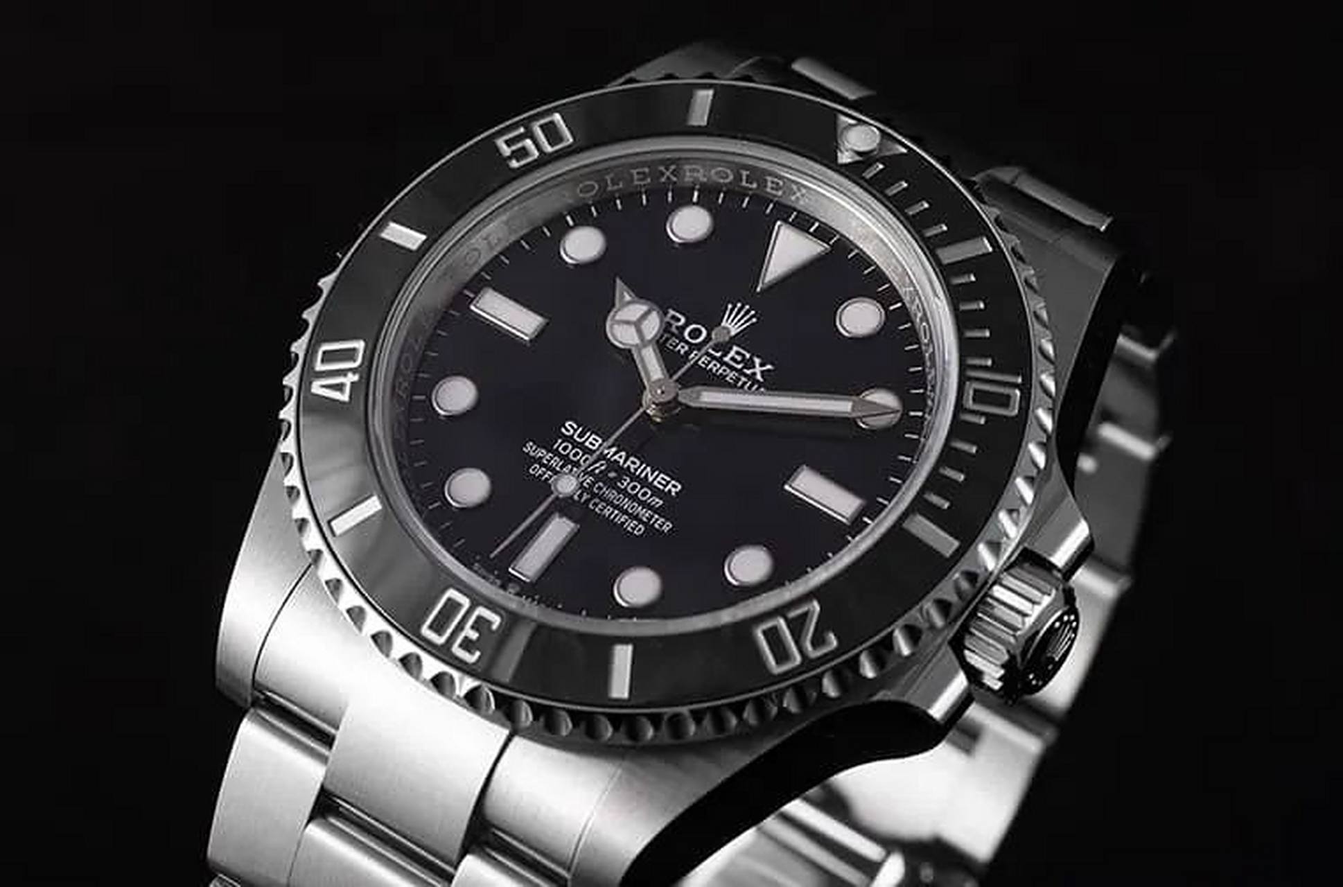 劳力士三只水鬼最新公价分别为76,600元,86,000元和90,300元.