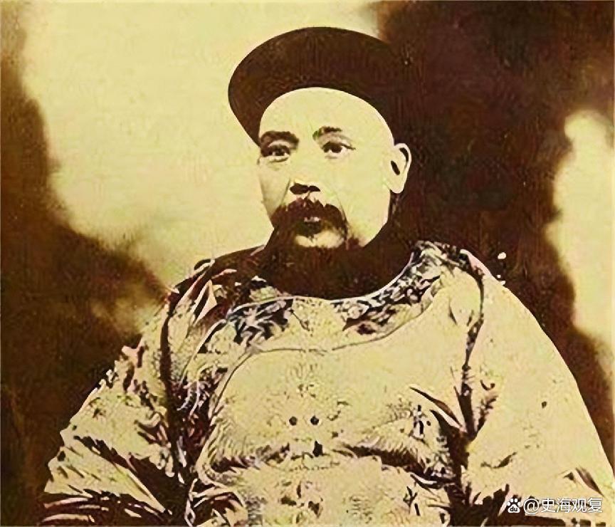 袁世凯生命最后时刻:一顿饭顶秘书十天饭量,像只鸭子般摇摇晃晃