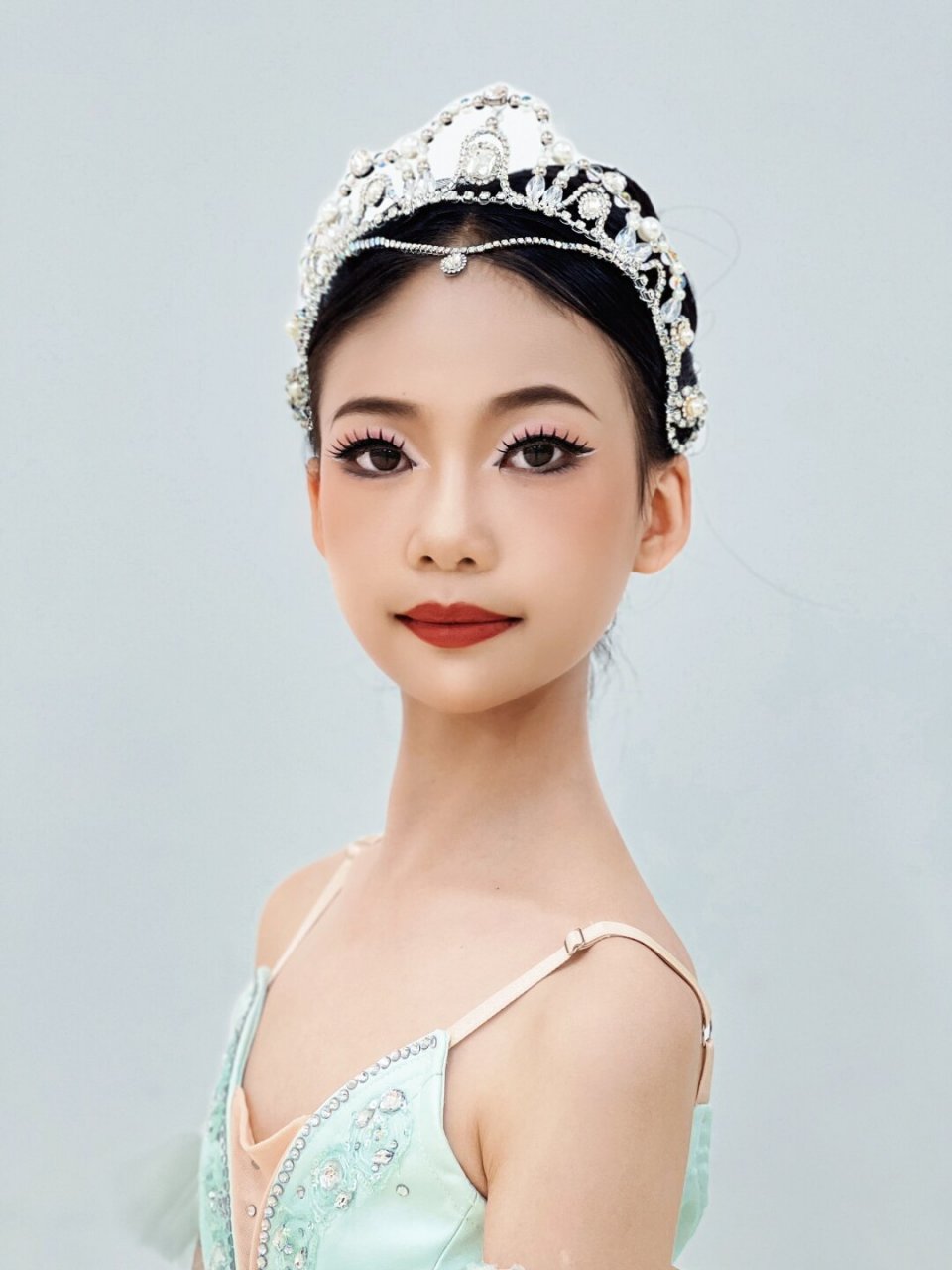 芭蕾妆容是一种清新,自然的妆容,强调自然,流畅和优雅