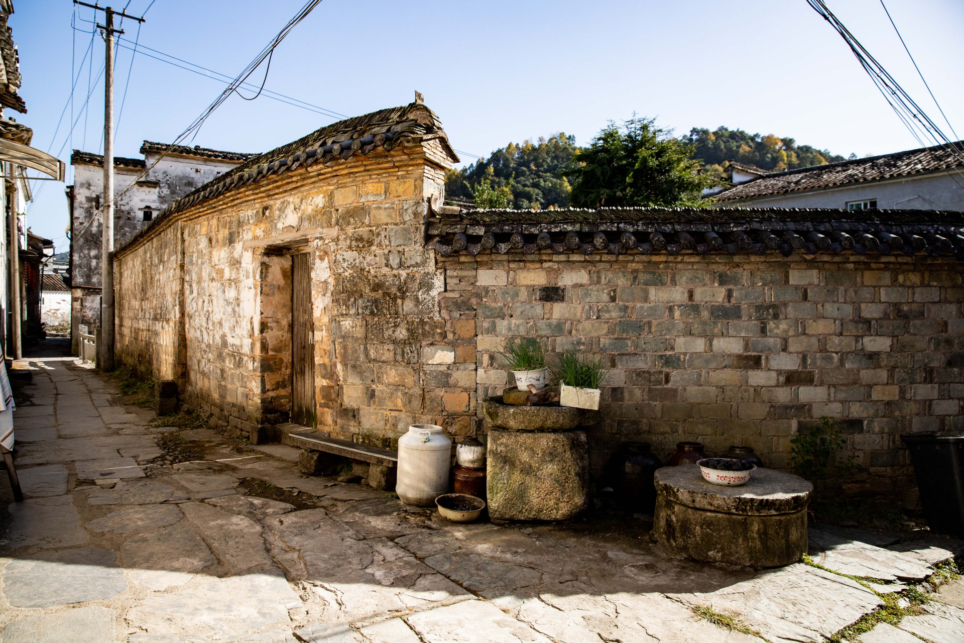 旅拍中国年# 婺源篁村,虽是旅游冷门景点,但古徽州文化有的内容它都