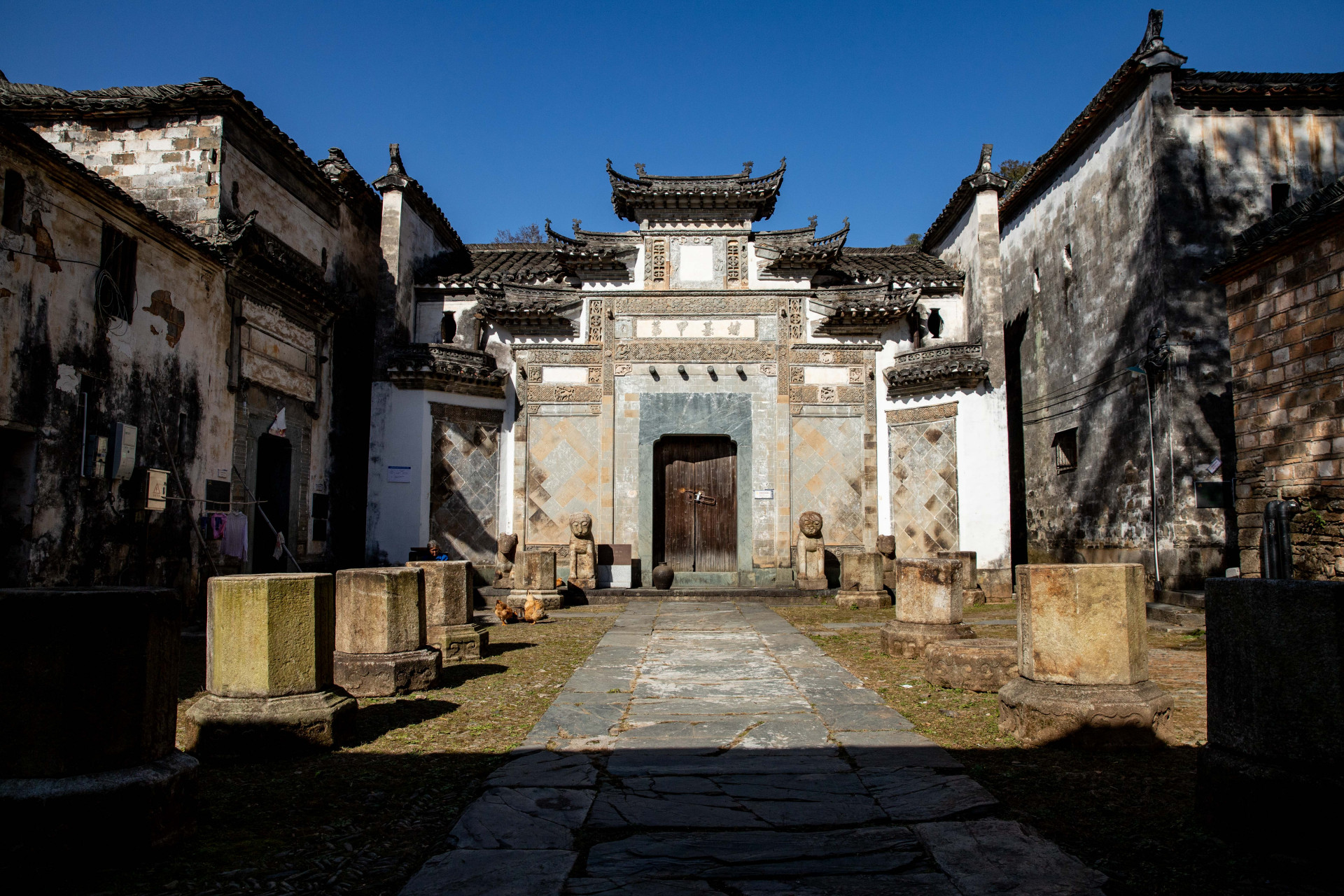 旅拍中国年# 婺源篁村,虽是旅游冷门景点,但古徽州文化有的内容它都