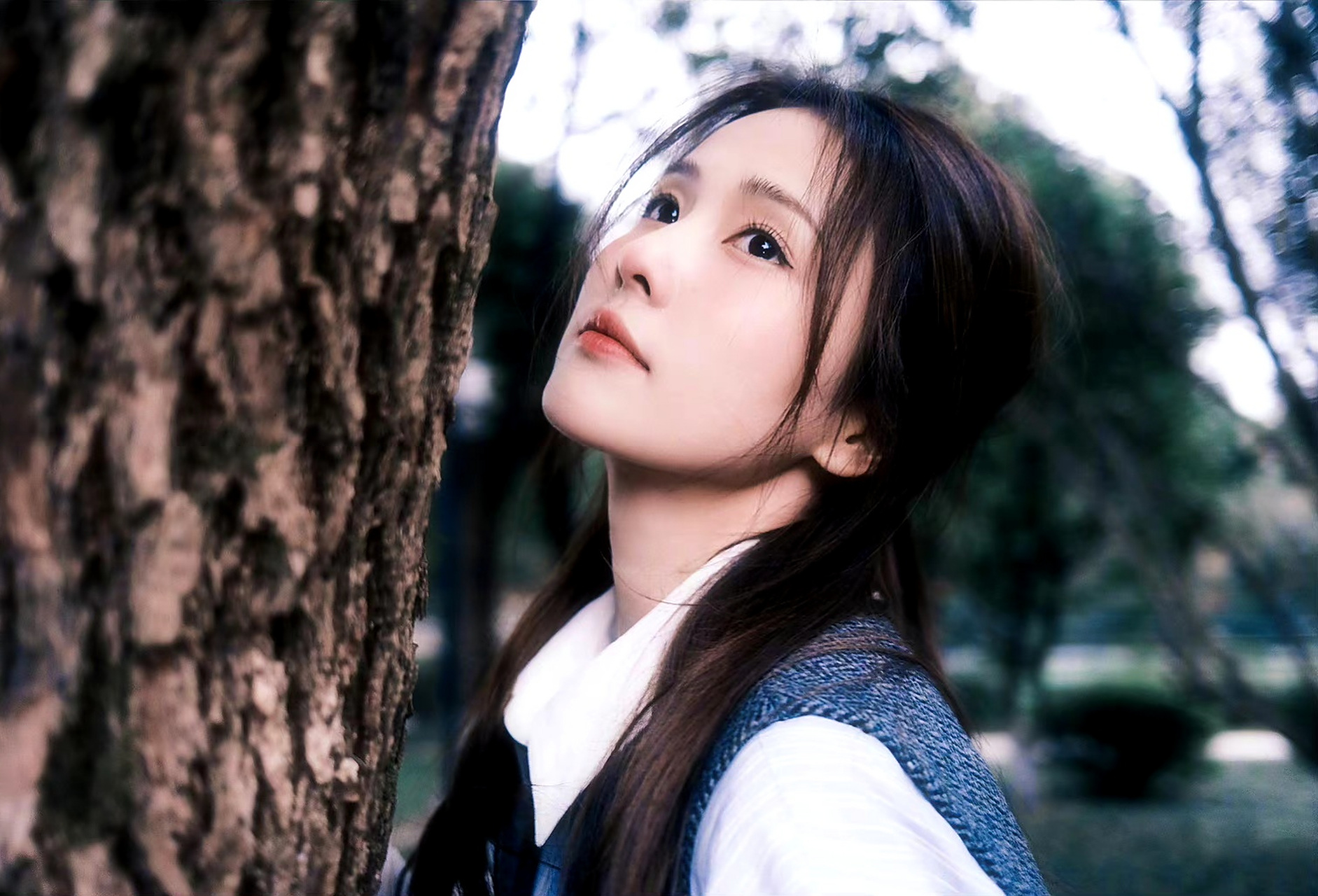 白鹿森系照片,真是仿佛和大自然融合到一起!