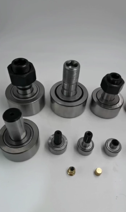 螺栓型滚轮轴承:设计独特,性能优化