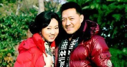 演员李梦男:娶小10岁妻子,婚后生一女,幸福美满