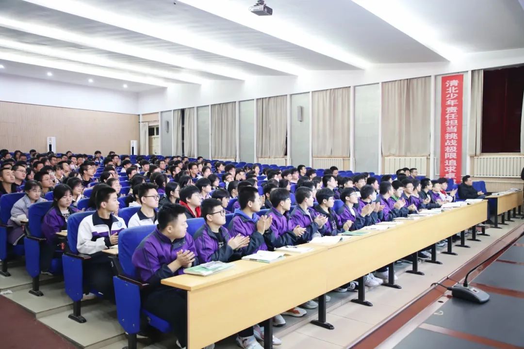 母校情,最难忘!武邑宏达学校优秀毕业生回母校宣讲