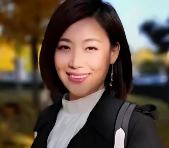 主持人郑丽:赵普的妻子是谣言,37岁低调做妈妈,丈夫是普通人