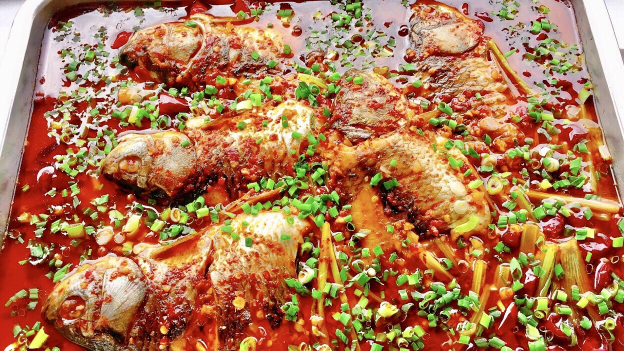 重庆美食推荐之邮亭鲫鱼