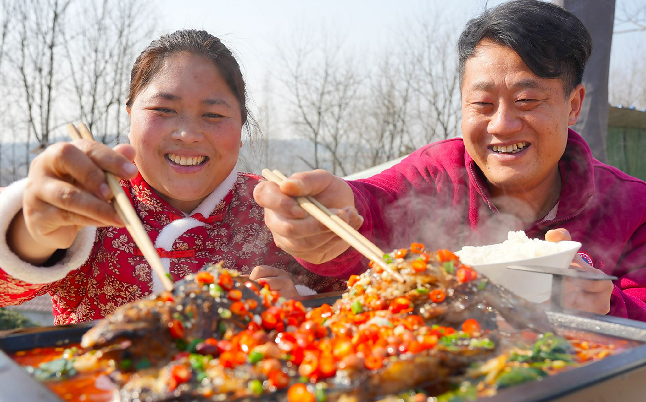 陈说美食胖妹来自安徽滁州,爱笑的美食博主.