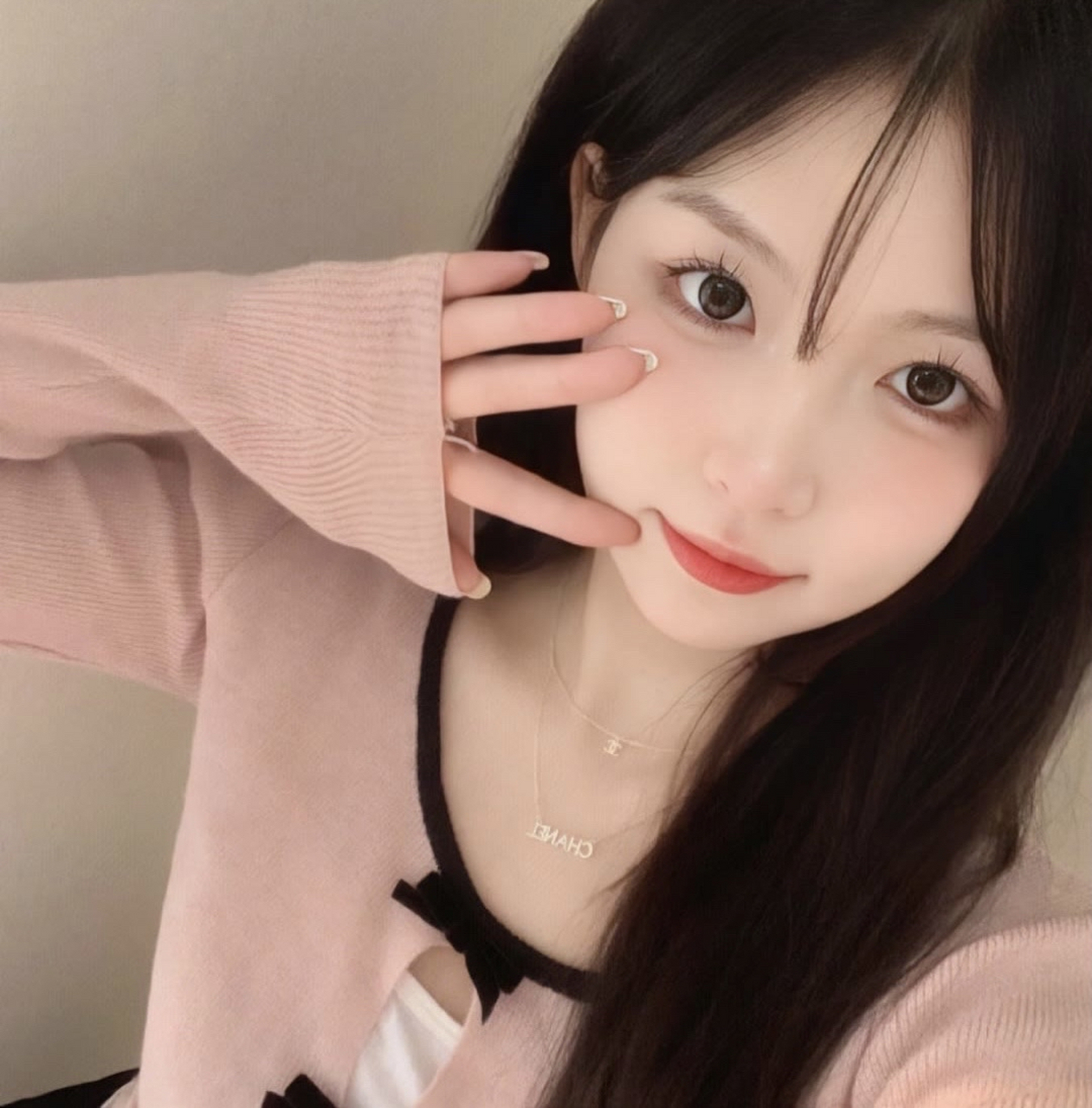 女生头像 头像虽小,却承载着你的独特气质和无数故事.