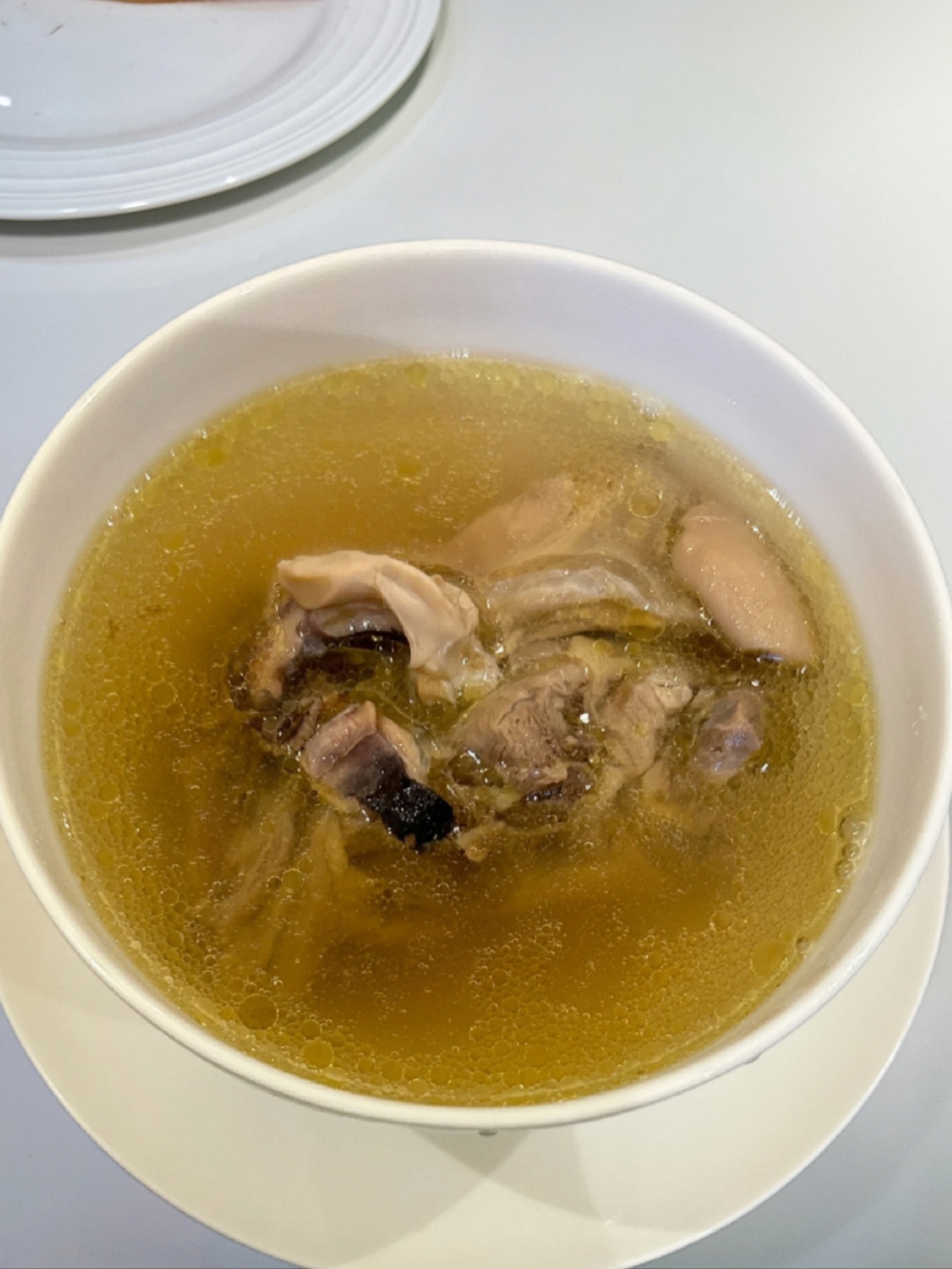 墨鱼鸡汤是一道美味的汤品,其鲜美.@彤熙美食的动态