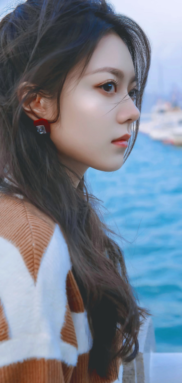 95后当红小花赵今麦和张婧仪高清手机壁纸来喽[欧耶] 演技都不差,颜值