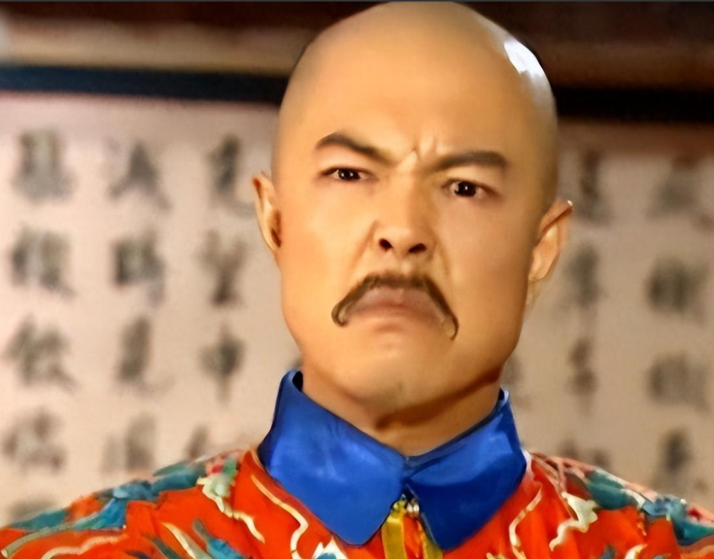 "皇帝专业户"张铁林:抛弃妻女,晚年名声不保