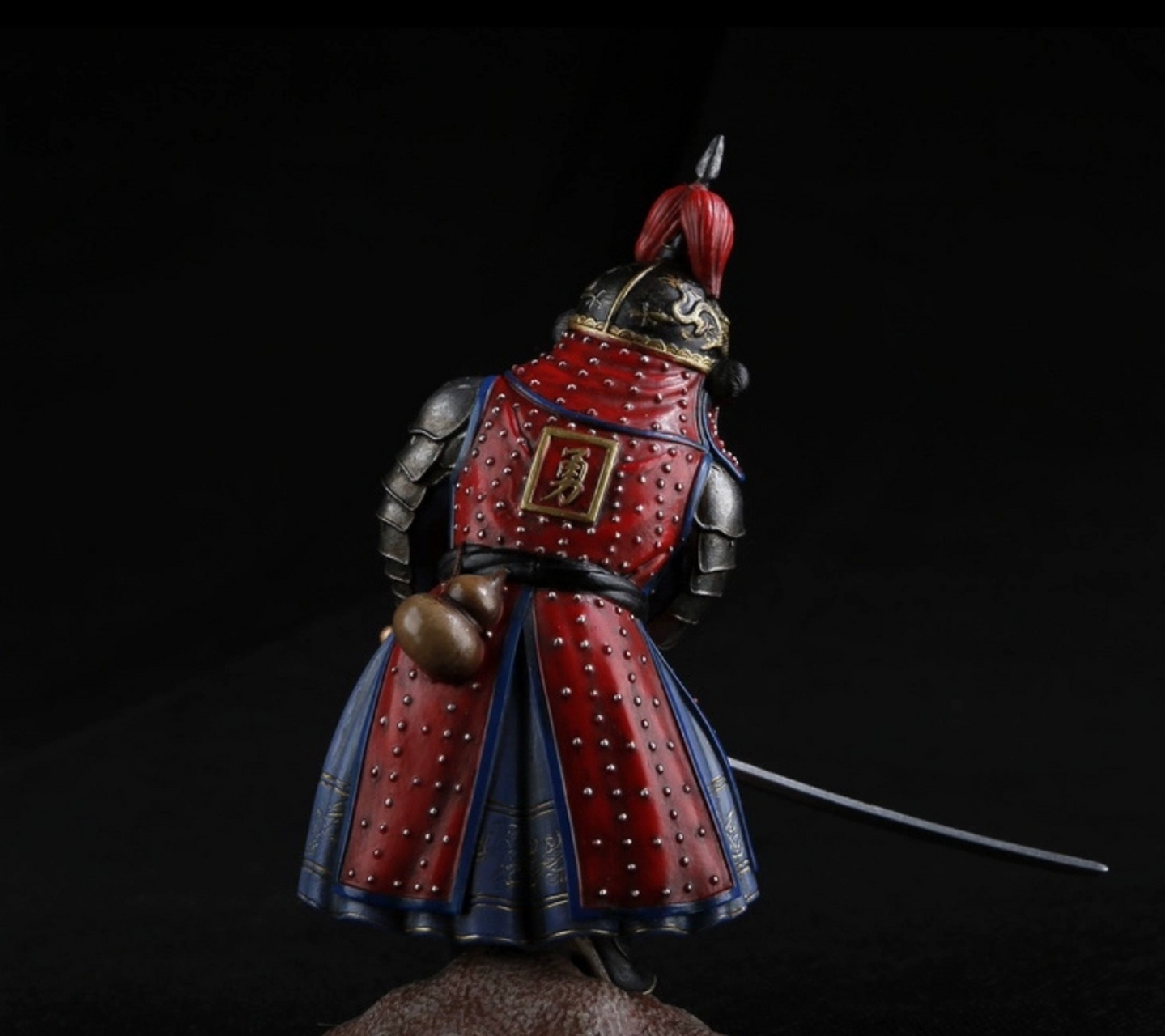 明朝初期,棉甲首先在南方的明军中广泛使用,包括江南,西南,岭南等地