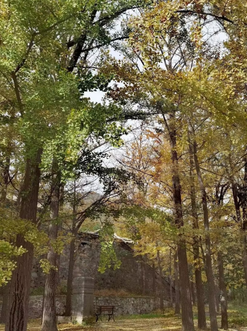 北京海淀阳台山自然风景区峰峦秀丽