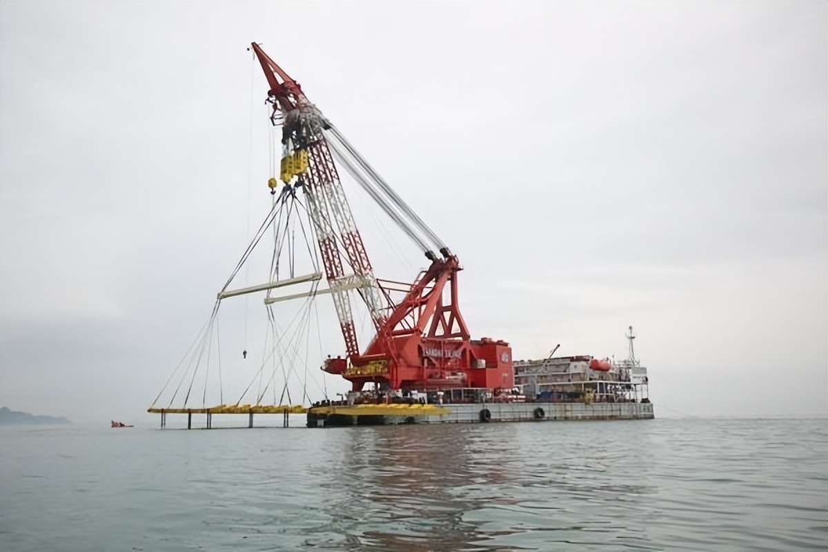 6824吨世越号沉船,韩国无能为力,中国成功打捞,却亏损11亿