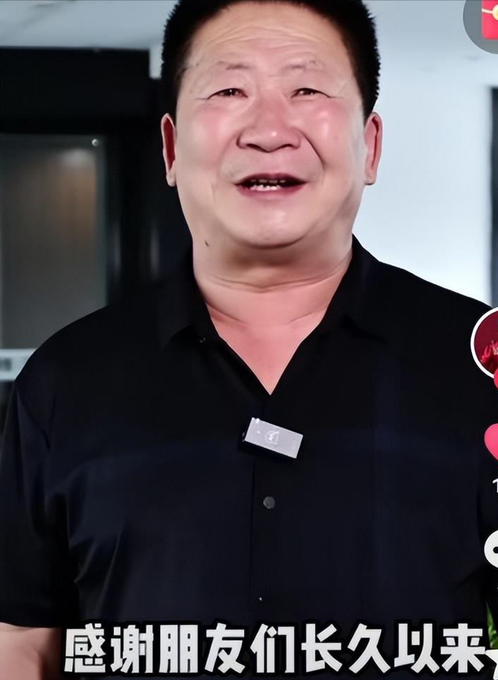 2018年,李永志抓住了短视频兴起的浪潮;他开通了个人账号,短短几天就