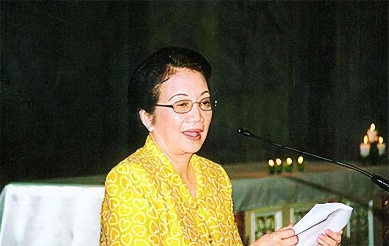 菲律宾首位华人女总统:上任后驱逐美军,多次来华寻祖问宗