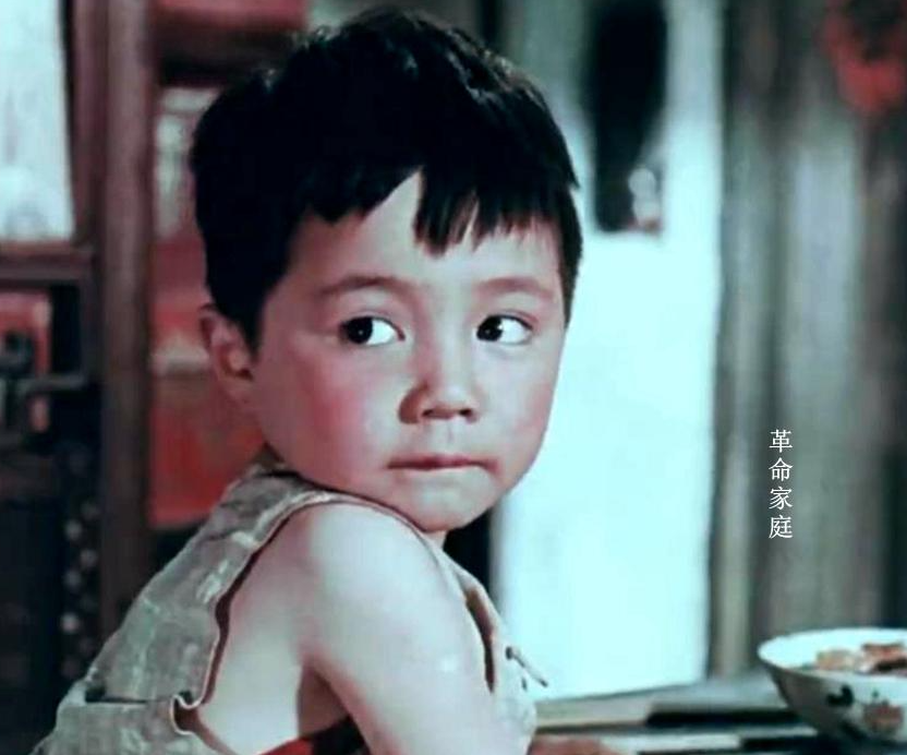 从天真烂漫到坏蛋专业户石小满,五岁拍电影,六十年代最火童星