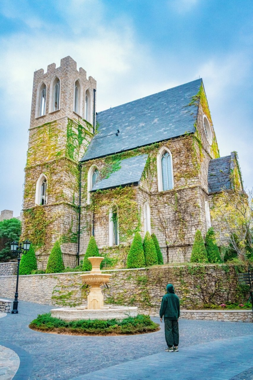 厦门也有自己的迪士尼城堡而且免费开放  厦门也有一座美丽的迪士尼