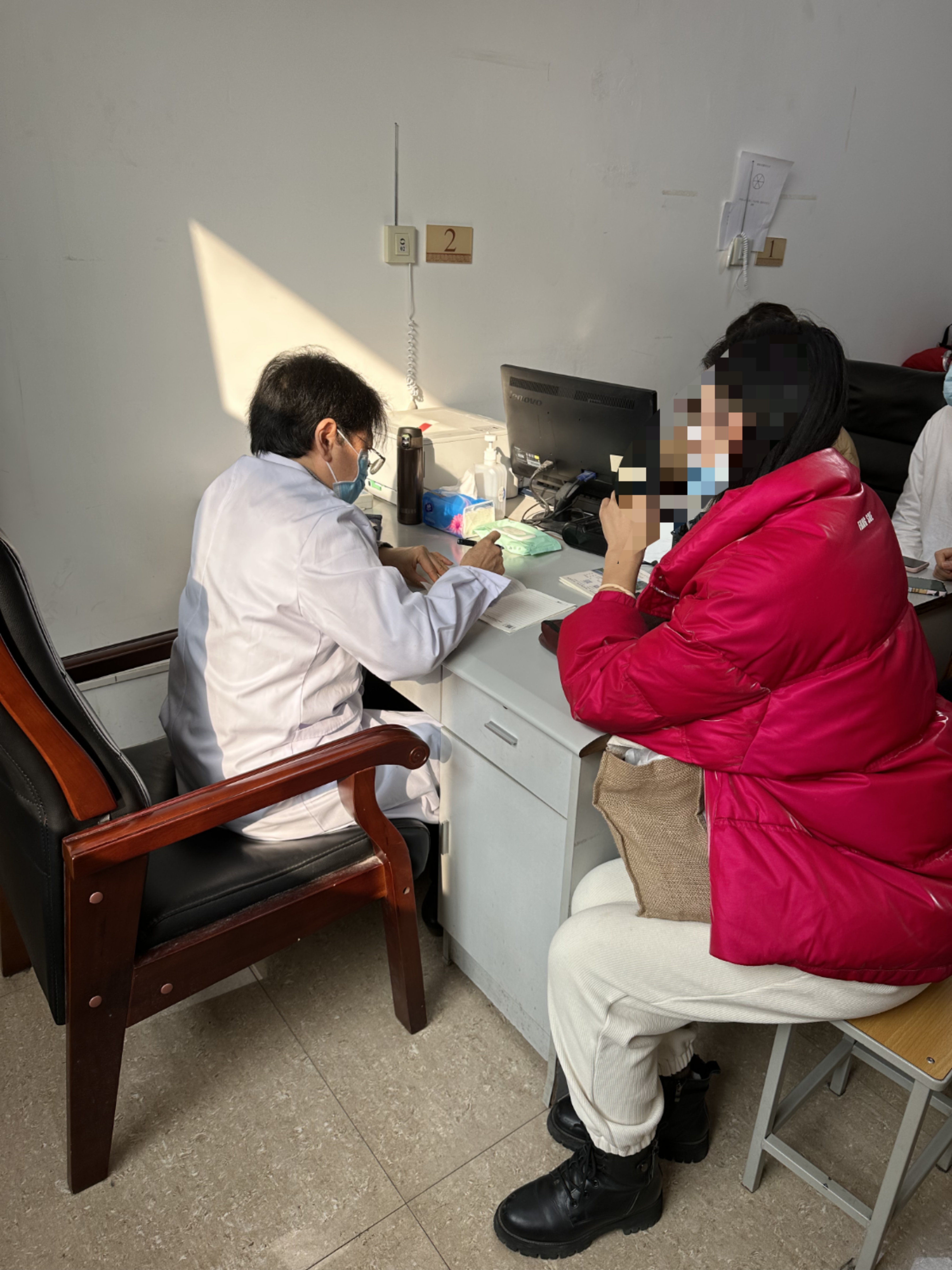 子宫内膜增厚,月经量多,3种治法让你变薄