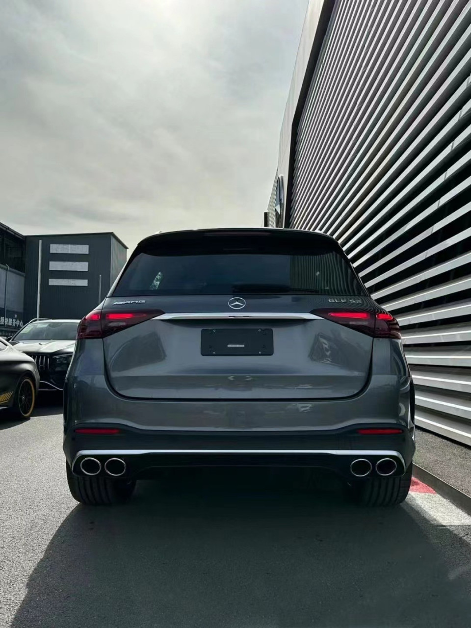 年终豪华品牌大优惠,奔驰gle53amg仅104万起!