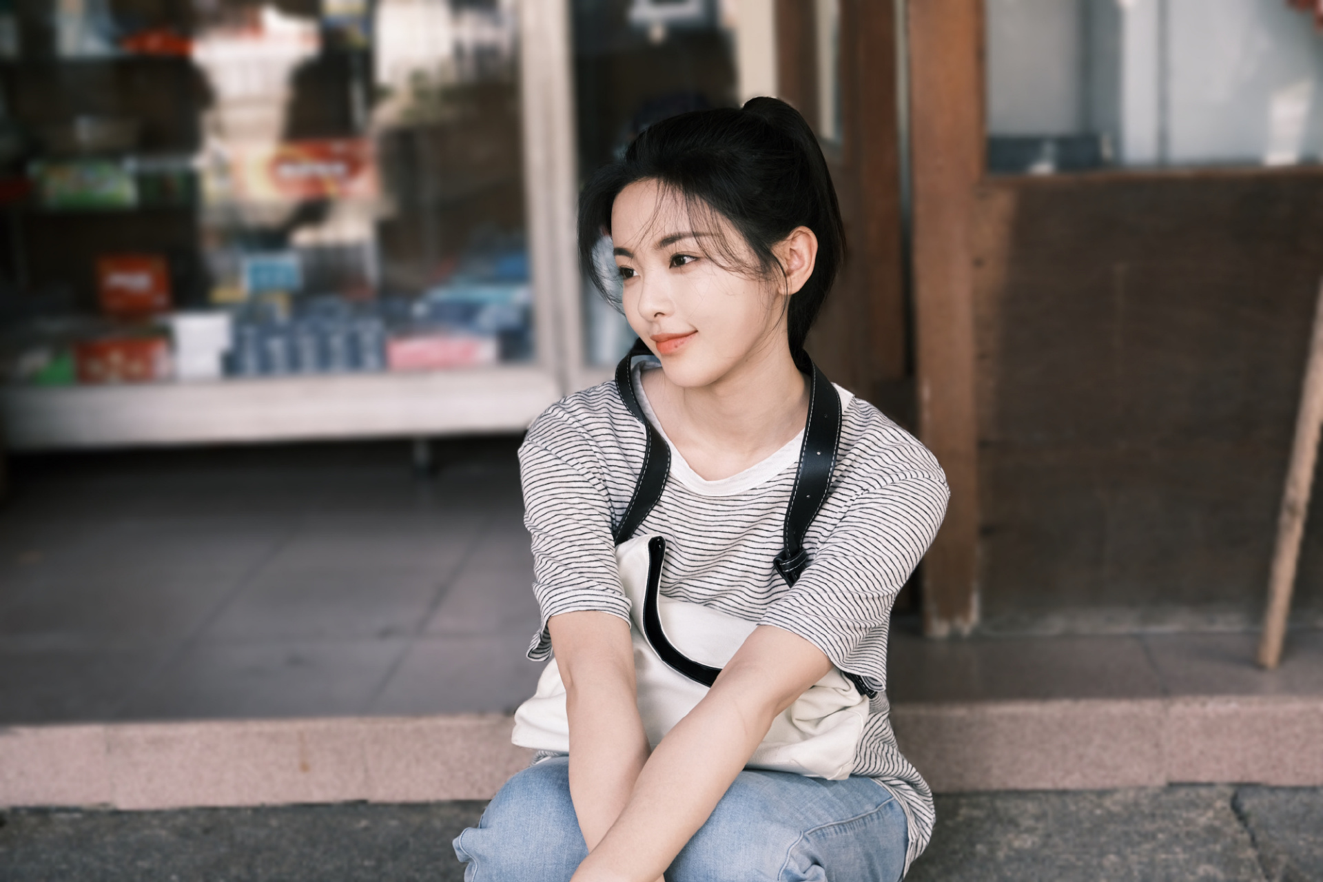 杨超越最新剧照,超越妹妹的颜值一直都这么高[鲜花]