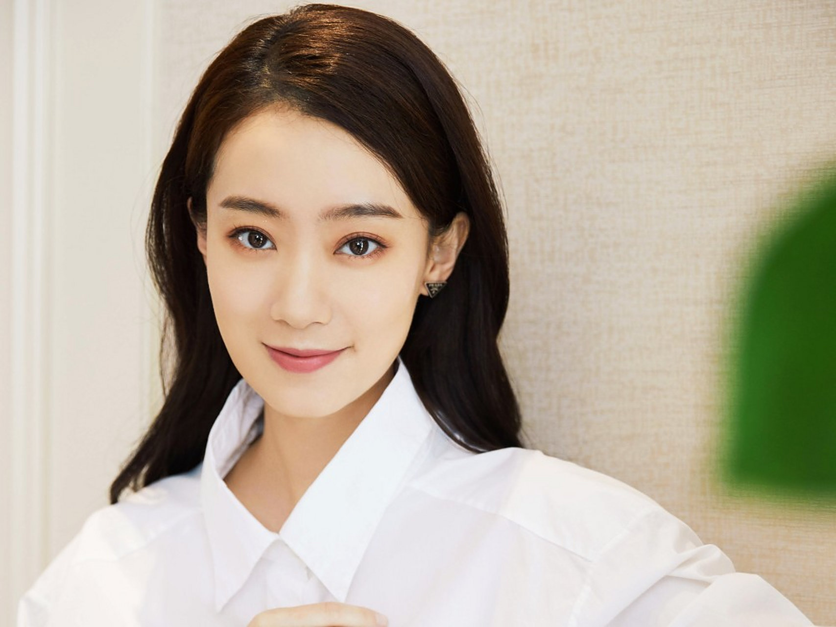 张小斐是一名大器晚成的演员,虽然也不是很晚,但对比同班同学杨幂