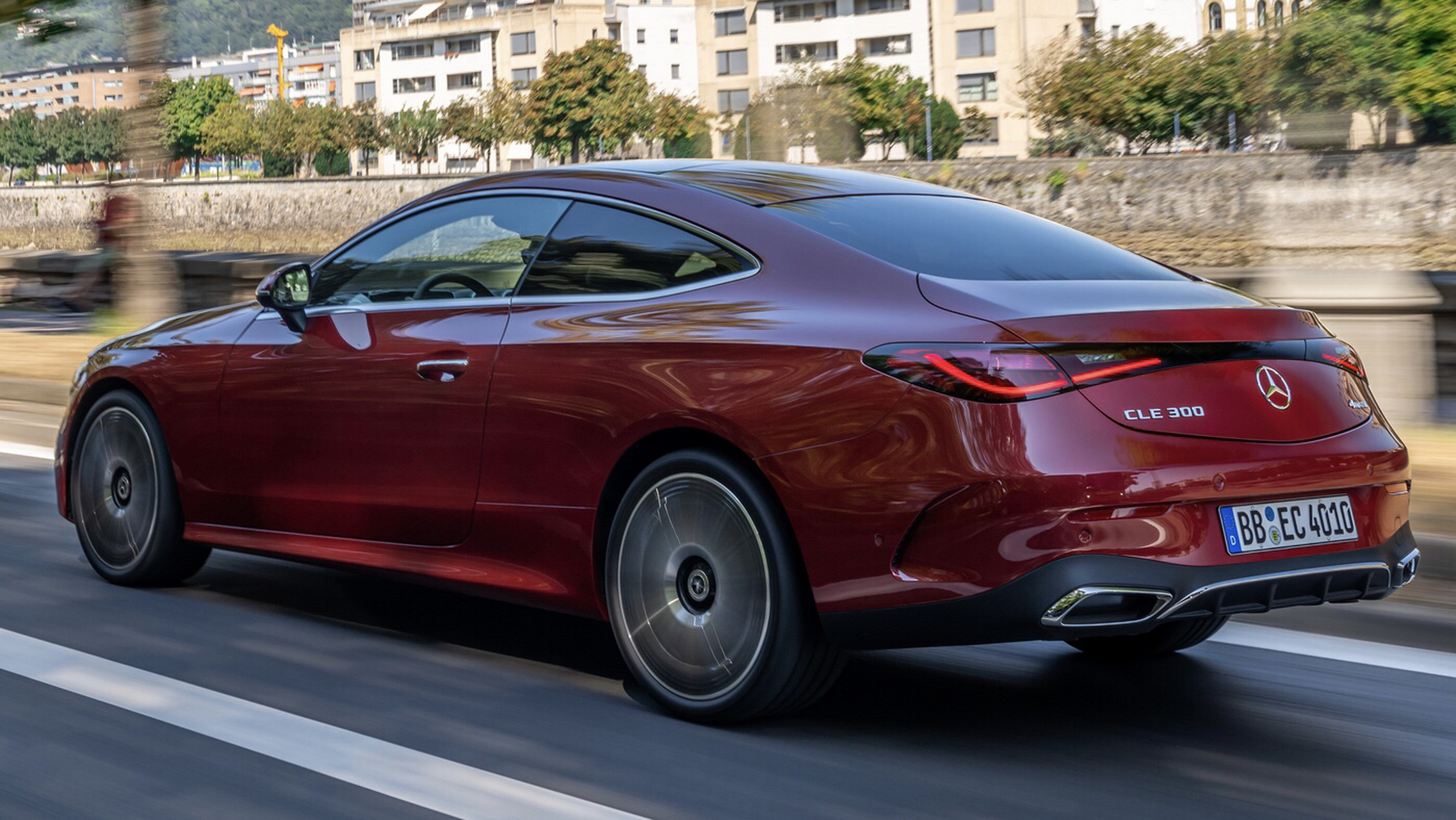 2023款奔驰cle轿跑,单开门车型闪亮登场,尾部布局以及尾部大灯美到