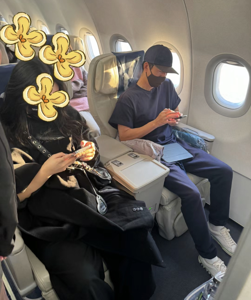 王阳一家三口合体出游,3岁女儿近照曝光,高斯穿搭低调超漂亮