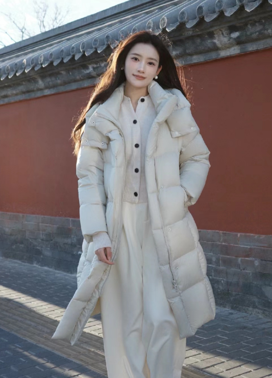 优质作者榜# 买了一件像被子一样的羽绒服,奶白奶白的非常百搭,温柔